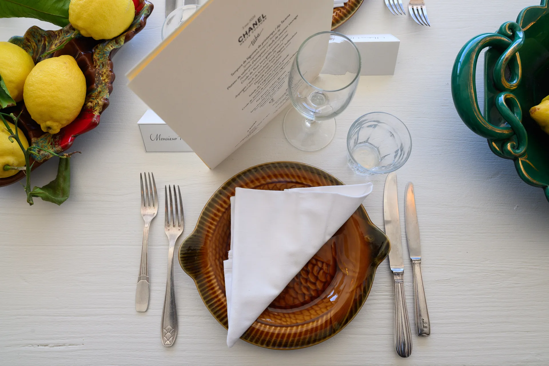 Table dress&eacute;e gala